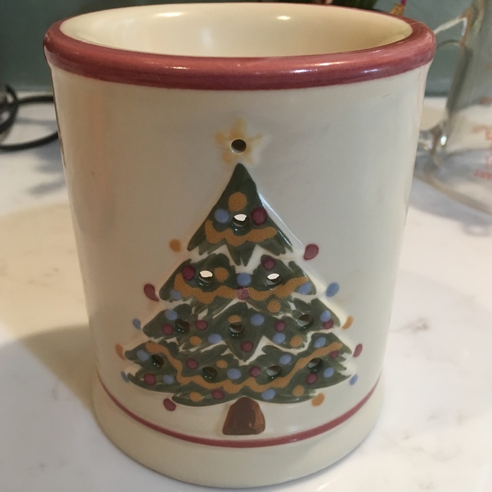 🎄HOLIDAY SCENTED WAX WARMER🎄
